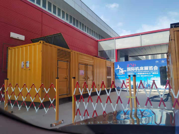 雁峰发电车出租-发电机无电压或电压太低怎么办？