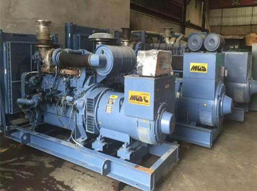 雁峰发电机组带负载降电压是什么原因照成的？