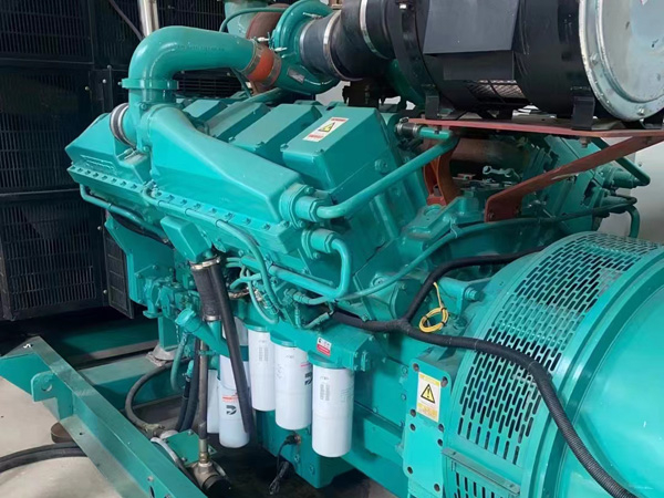 雁峰更换100kW柴油发电机组机油时，需要注意哪些事项？