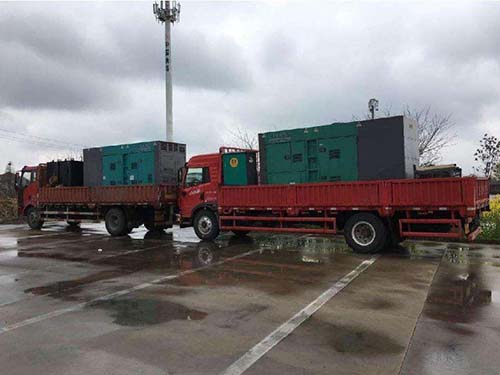 雁峰涂抹密封胶后，需要等待多长时间才能安装水冷式机油散热器密封件？